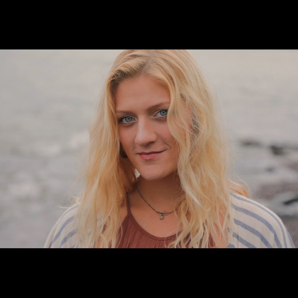 Meet your Posher, Maddy